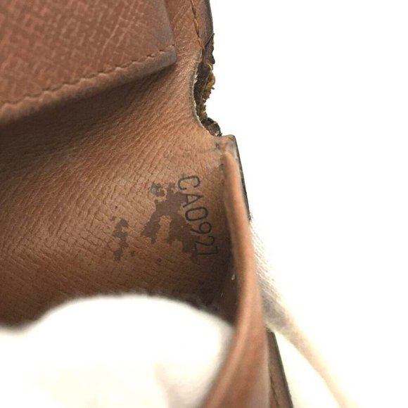 066055D Louis Vuitton Wallet Monogram Portefeiulle Marco Bifold - Picture 8 of 9